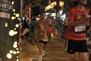 BIB: 3162
                            <button type="button" onclick="openModal(26220366)" class="btn btn-primary btn-sm float-right btn-popup" data-toggle="modal" data-target=".modal-high-quality">
                        <i class="fas fa-shopping-cart"></i> Add to Cart
                    </button>
                                            <button type="button" onclick="isThisMe(26220366, true)" class="btn btn-success btn-sm float-right btn-popup btn-isme hidden" data-toggle="tooltip" data-placement="bottom" title="นี่คือรูปของคุณใช่ไหม คลิกที่นี่เพื่อเอาเข้าอัลบั้ม">
                        <i class="fas fa-plus"></i> Add to album
                    </button>
                    <button type="button" onclick="isThisMe(26220366, false)" class="btn btn-warning btn-sm float-right btn-popup btn-isnotme hidden">
                        <i class="fas fa-ban"></i> Remove from album
                    </button>